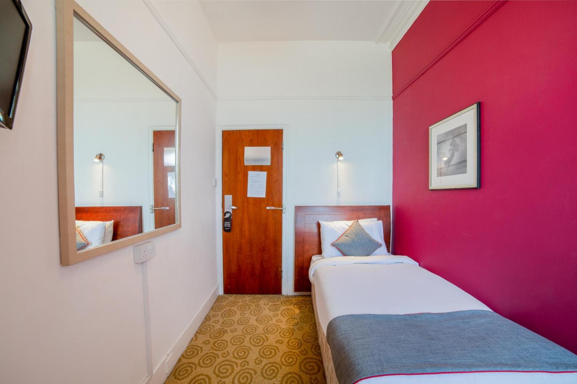 The Strand Hotel イーストボーン エクステリア 写真