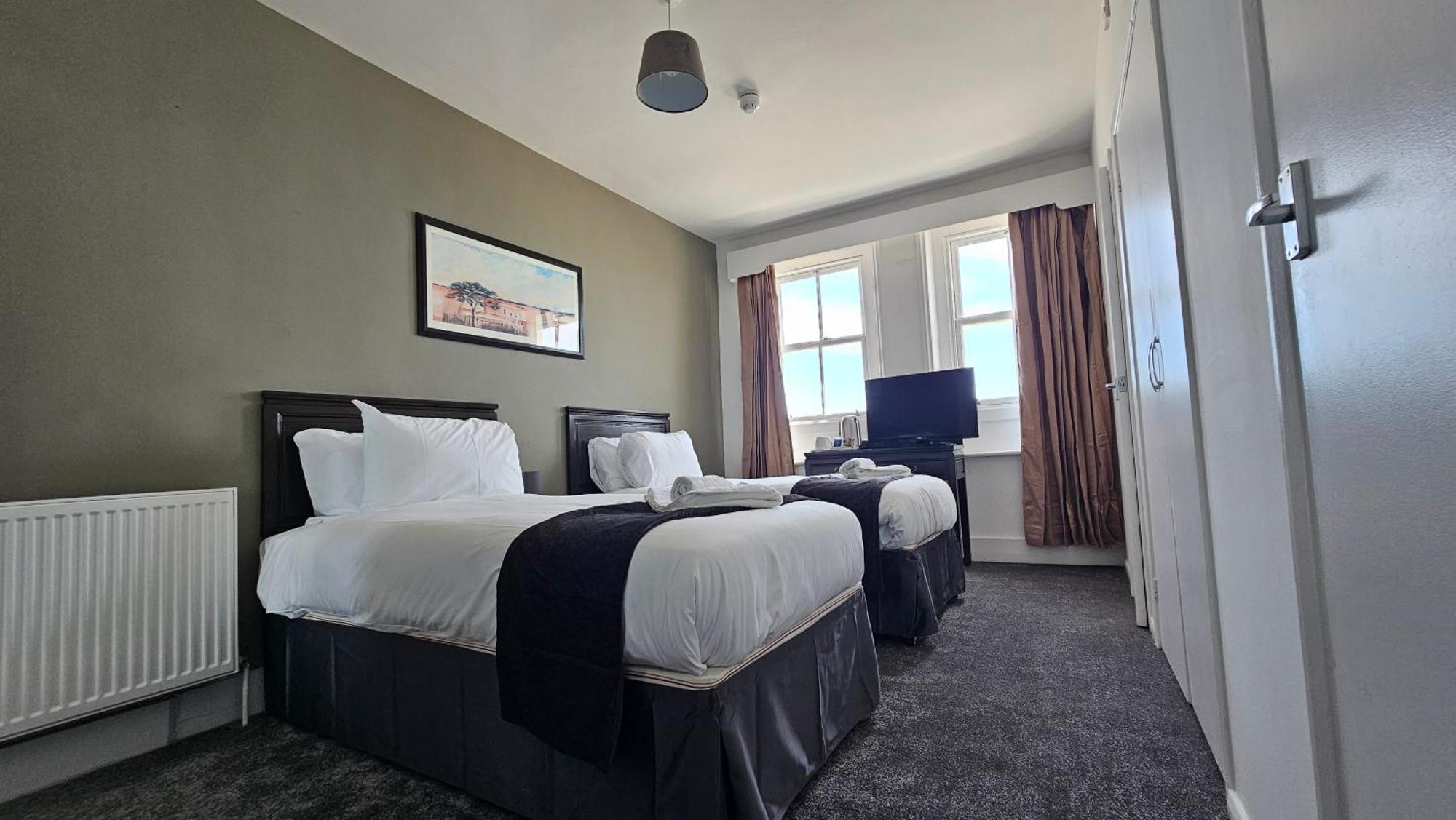 The Strand Hotel イーストボーン エクステリア 写真