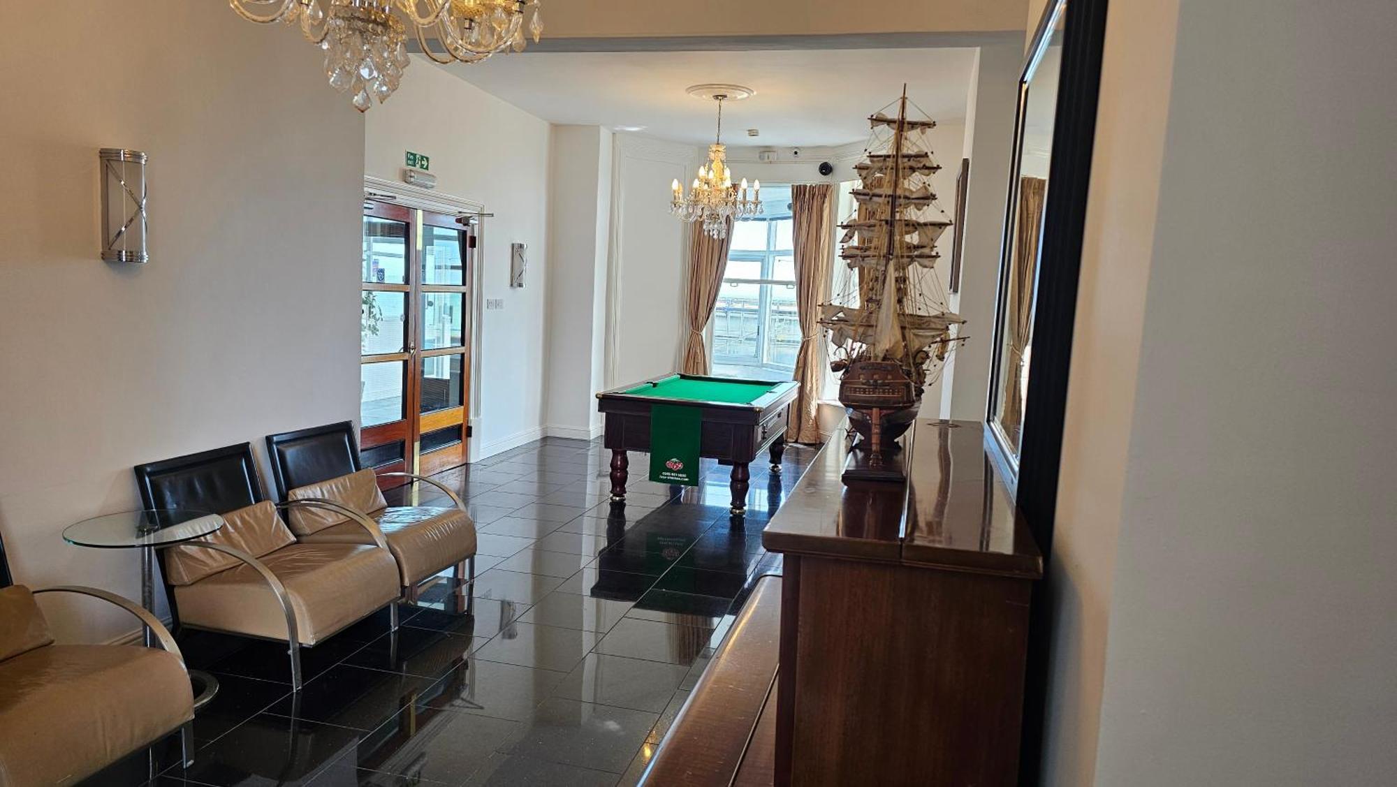 The Strand Hotel イーストボーン エクステリア 写真